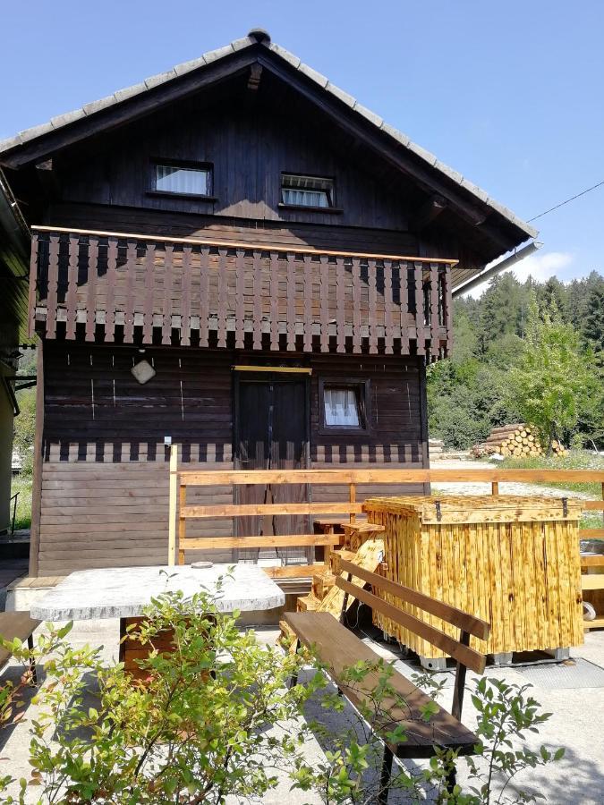 Chalet Glamping Laze *