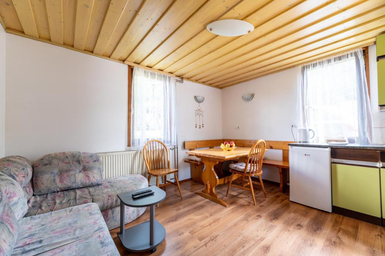 Chalet Glamping Laze *