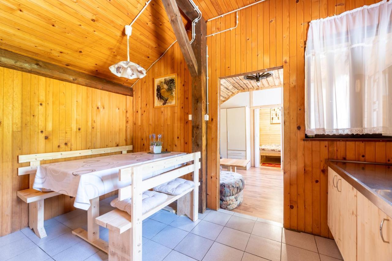 Glamping Laze Chalet