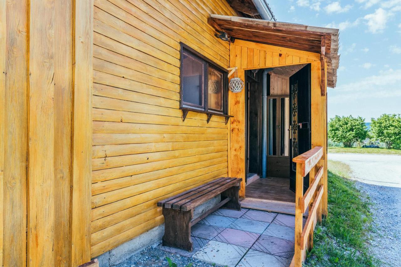 Chalet Glamping Laze