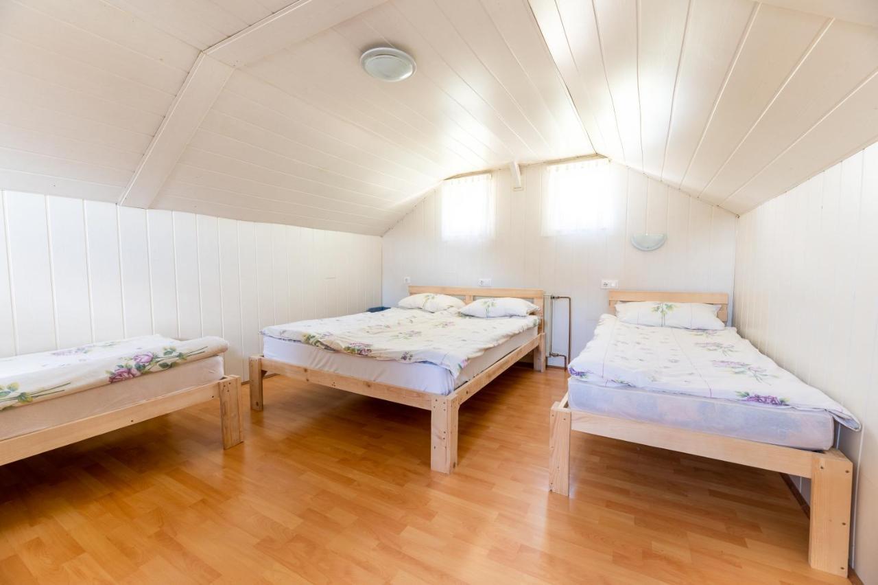 Glamping Laze Chalet *