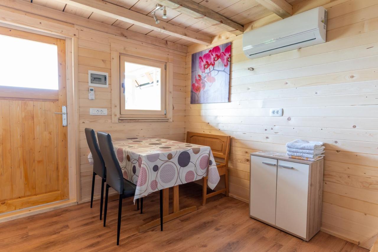 Glamping Laze Chalet *