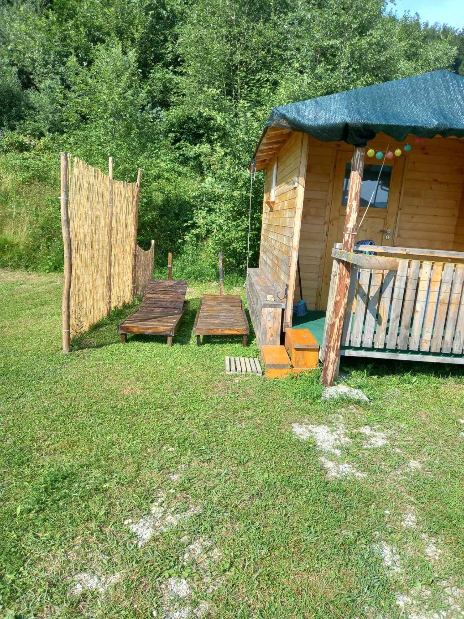 Chalet Glamping Laze